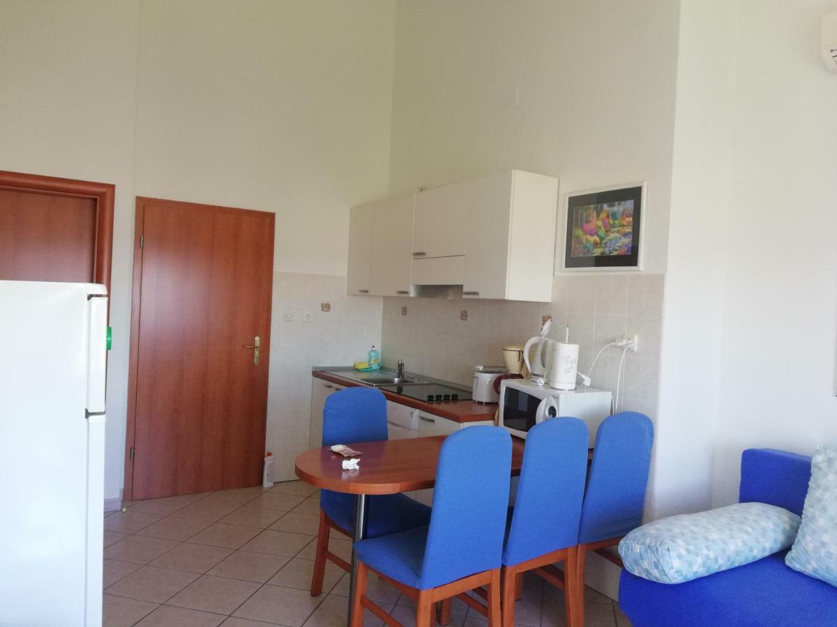 Apartmani Marija Primosten Exterior photo